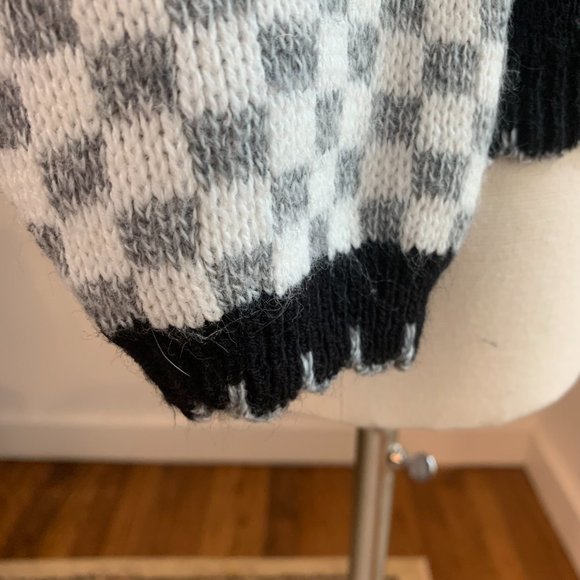 Vintage Cat Sweater, Sz L - Picture 5 of 11